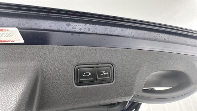 Photo of 2026 Deep Chroma Blue Kia Carnival Hybrid