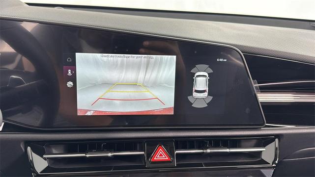 Photo of 2025 Runway Red Kia Niro