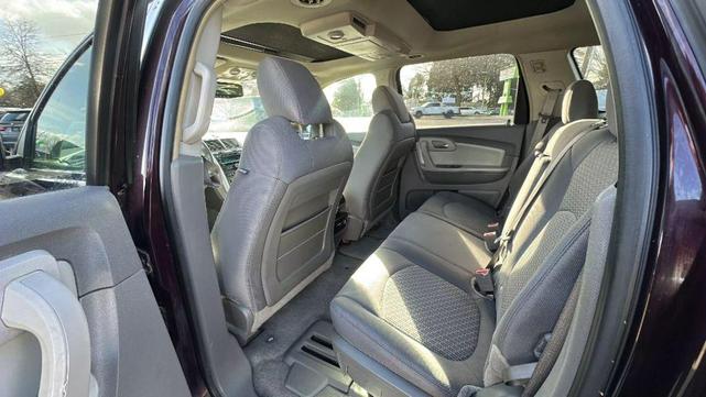 Photo of 2009 Dark Cherry Metallic Chevrolet Traverse