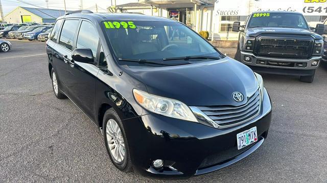 2012 Toyota Sienna