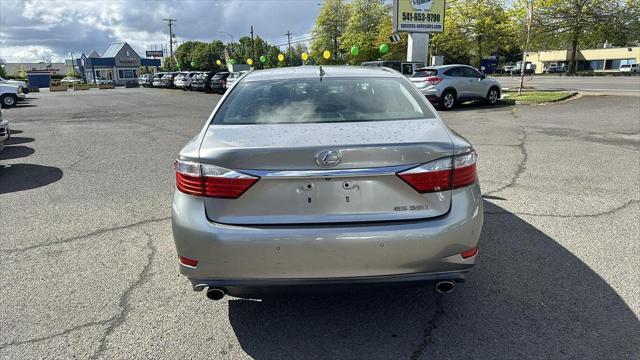 Photo of 2015 Ultra White Lexus ES 350