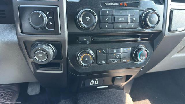Photo of 2016 Ingot Silver Metallic Ford F-150