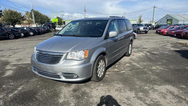 2016 Chrysler Town & Country