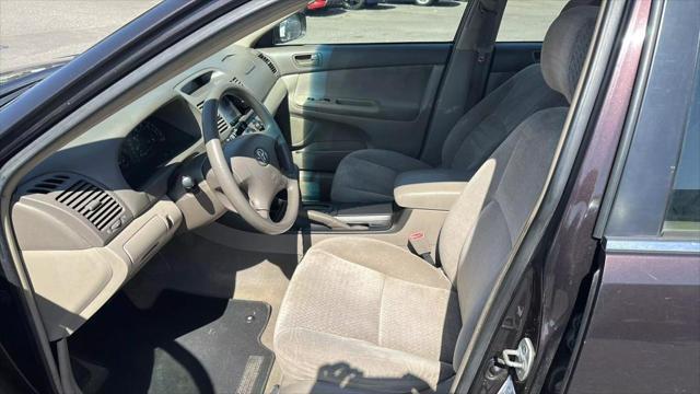 Photo of 2002 Dark Brown Toyota Camry