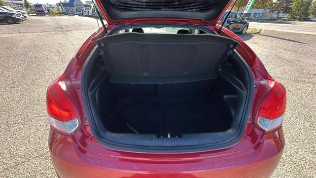 Photo of 2014 Boston Red Metallic Hyundai Veloster