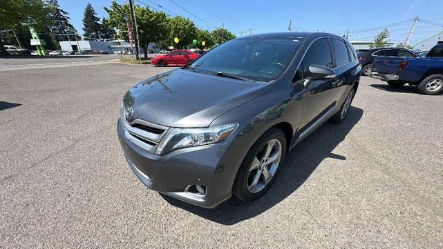 Photo of 2014 Gray Toyota Venza