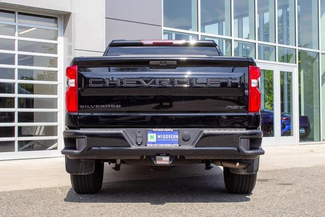 Photo of 2020 Black Chevrolet Silverado 1500