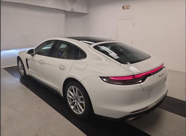 Photo of 2022 White Porsche Panamera E-Hybrid