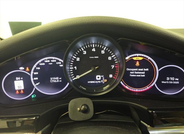 Photo of 2022 White Porsche Panamera E-Hybrid