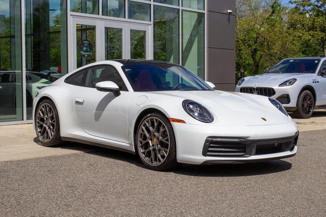 Photo of 2022 Carrara White Metallic Porsche 911