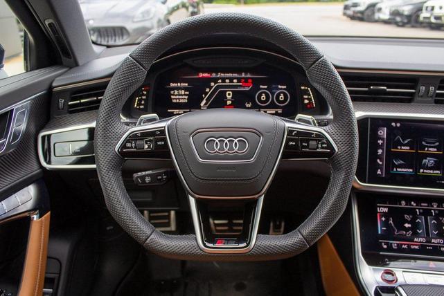 Photo of 2025 Gray Audi RS 6 Avant