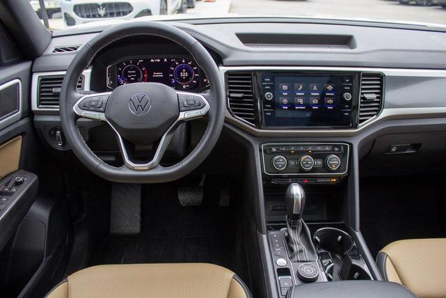 Photo of 2022 Pure White Volkswagen Atlas Cross Sport