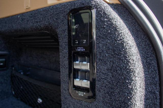 Photo of 2024 Fuji White Land Rover Range Rover