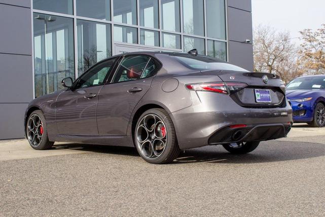 Photo of 2025 Vesuvio Gray Metallic Alfa Romeo Giulia