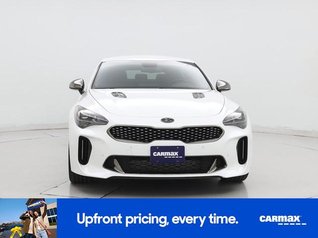 Photo of 2019 White Kia Stinger