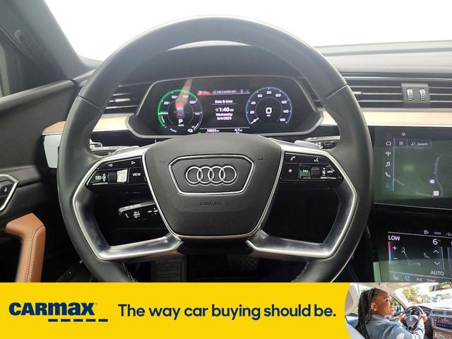 Photo of 2024 Gray Audi Q8 e-tron