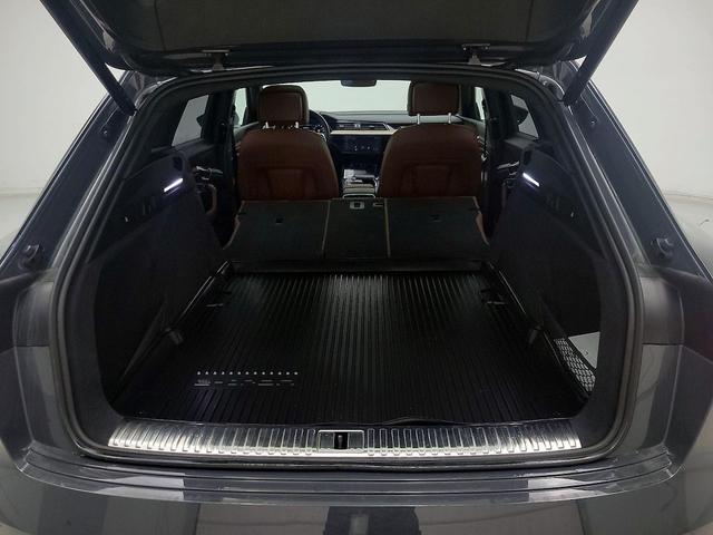 Photo of 2024 Gray Audi Q8 e-tron
