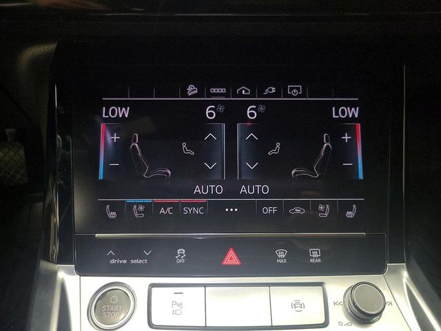 Photo of 2024 Gray Audi Q8 e-tron