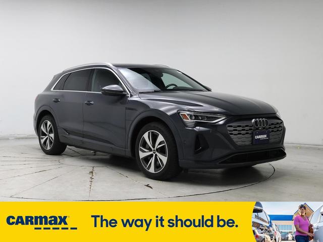 Photo of 2024 Gray Audi Q8 e-tron