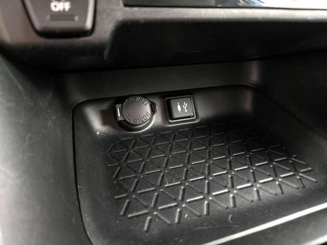 Photo of 2019 Blue Toyota RAV4 Hybrid