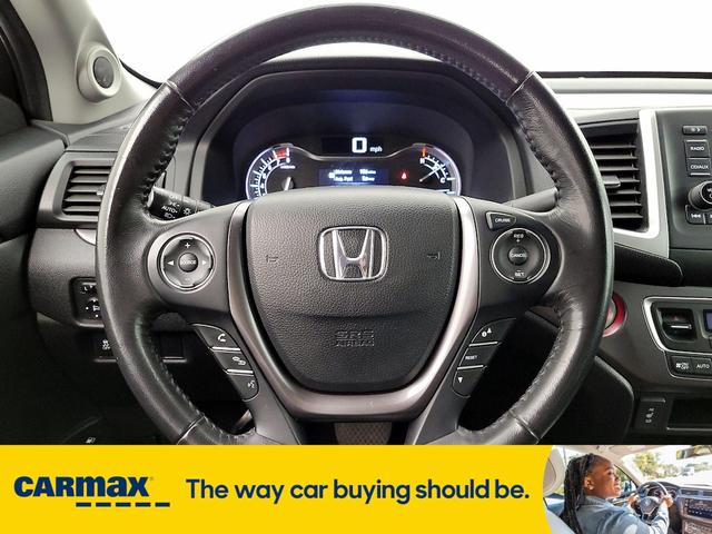 Photo of 2018 Gray Honda Ridgeline
