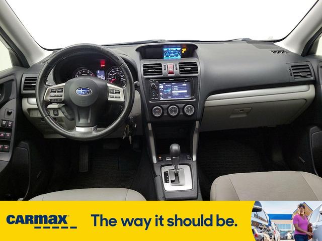Photo of 2015 Silver Subaru Forester