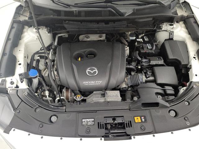 Photo of 2018 White Mazda CX-5