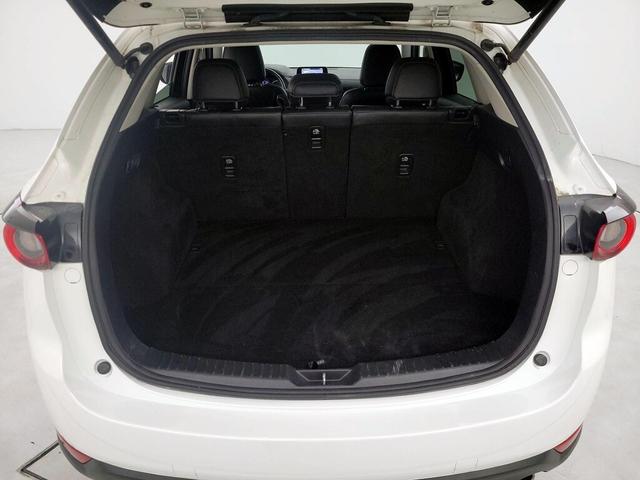 Photo of 2018 White Mazda CX-5