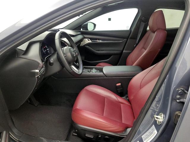 Photo of 2023 Gray Mazda Mazda3