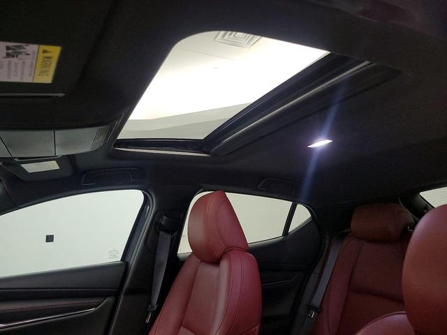 Photo of 2023 Gray Mazda Mazda3