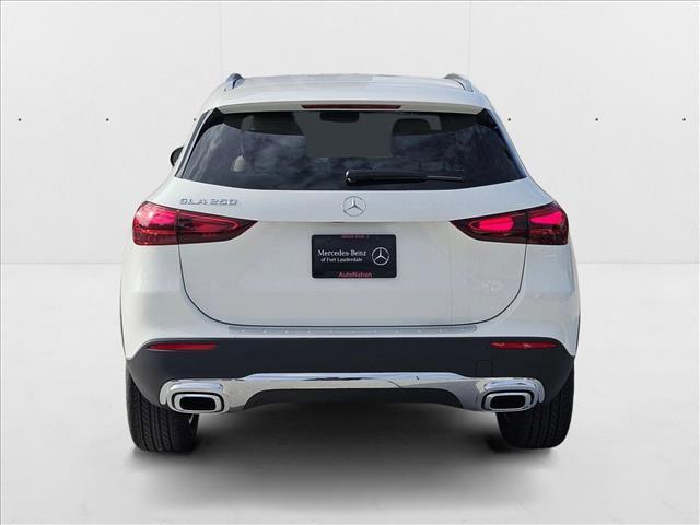 Photo of 2026 Polar White Mercedes-Benz GLA 250