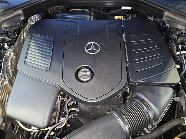 Photo of 2025 Obsidian Black Metallic Mercedes-Benz GLC 350e