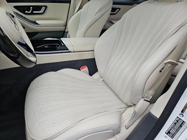 Photo of 2023 White Mercedes-Benz S-Class