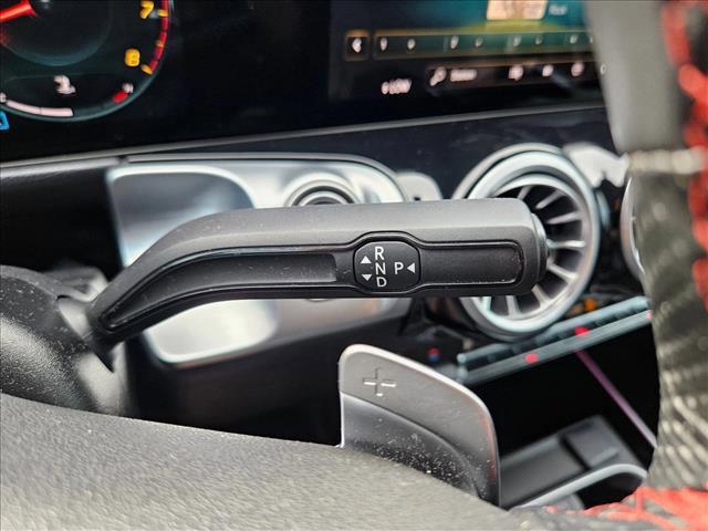 Photo of 2022 Mountain Grey Metallic Mercedes-Benz GLB 250