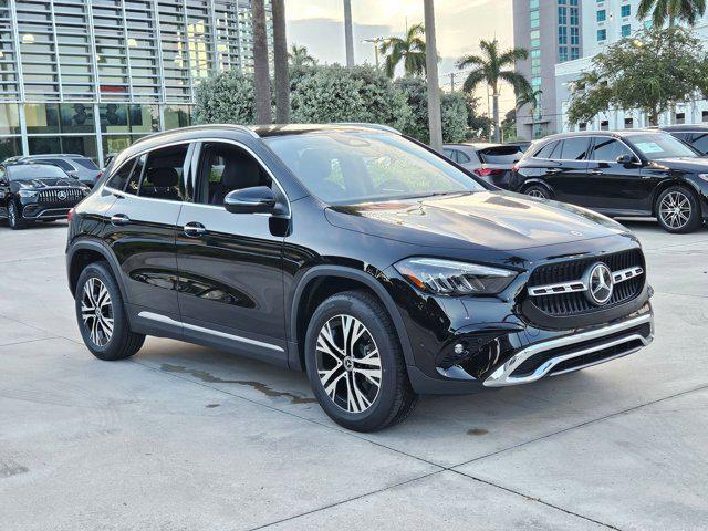 Photo of 2025 Night Black Mercedes-Benz GLA 250