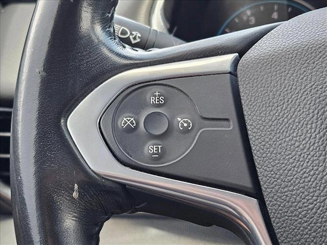 Photo of 2021 Iridescent Pearl Tricoat Chevrolet Traverse