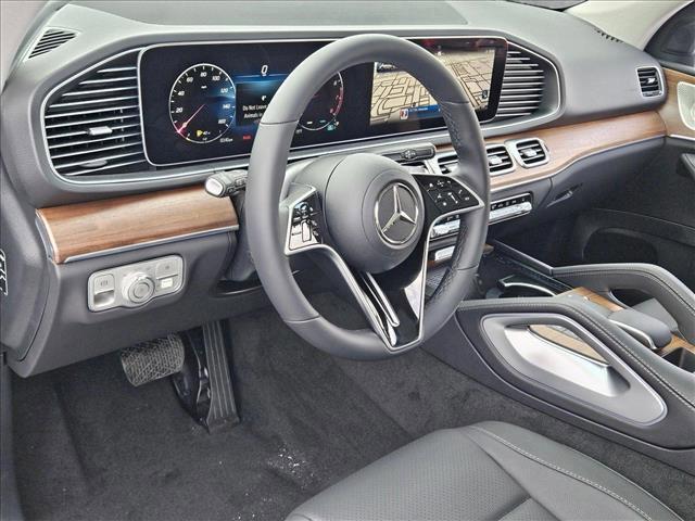 Photo of 2025 Polar White Mercedes-Benz GLE 350