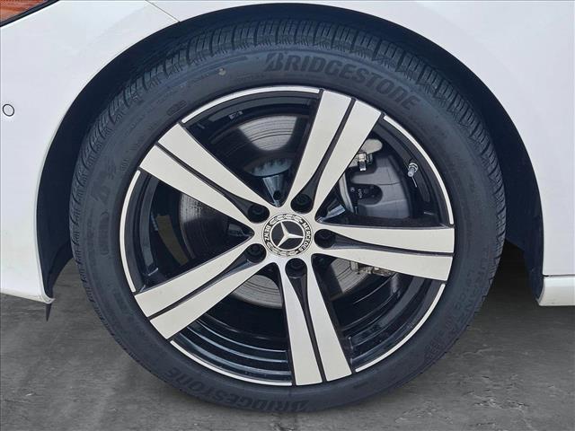 Photo of 2025 Polar White Mercedes-Benz C-Class