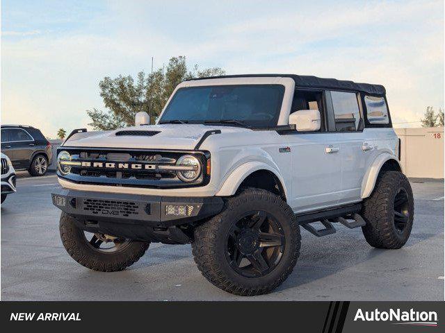 Photo of 2022 Oxford White Ford Bronco