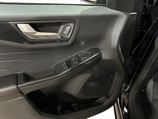 Photo of 2025 Agate Black Metallic Ford Escape