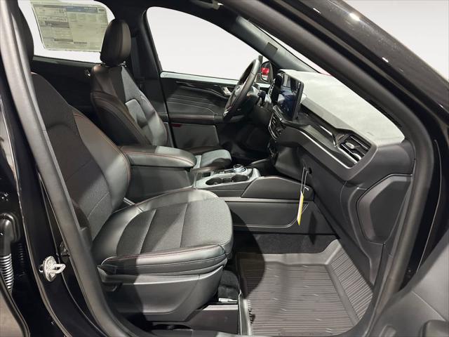 Photo of 2025 Agate Black Metallic Ford Escape