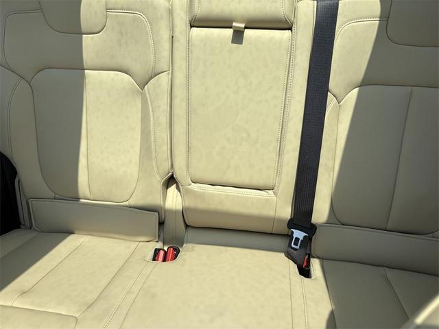 Photo of 2025 Velvet Jeep Grand Cherokee