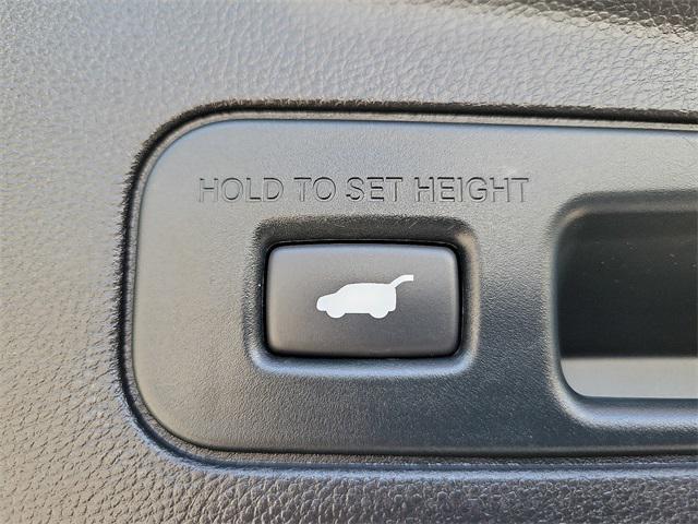 Photo of 2024 Liquid Carbon Metallic Acura MDX