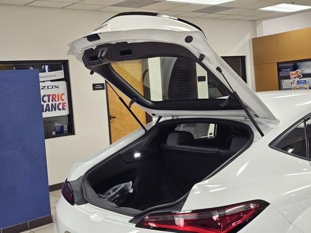 Photo of 2025 Platinum White Pearl Acura Integra