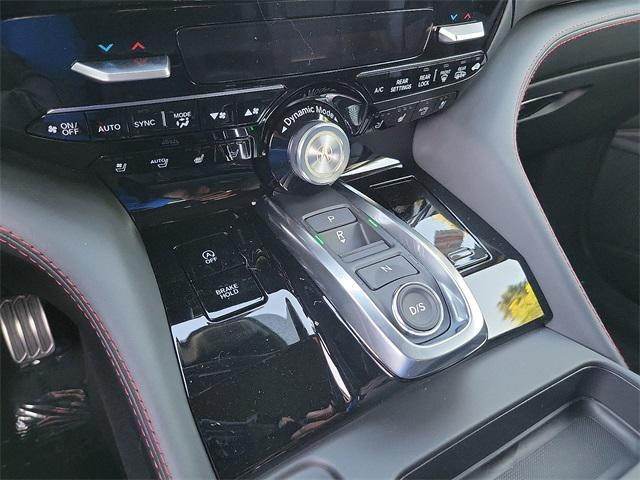 Photo of 2025 Platinum White Pearl Acura MDX