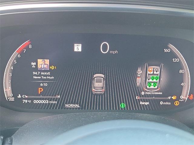 Photo of 2025 Platinum White Pearl Acura MDX