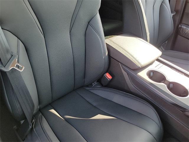 Photo of 2025 Liquid Carbon Metallic Acura MDX