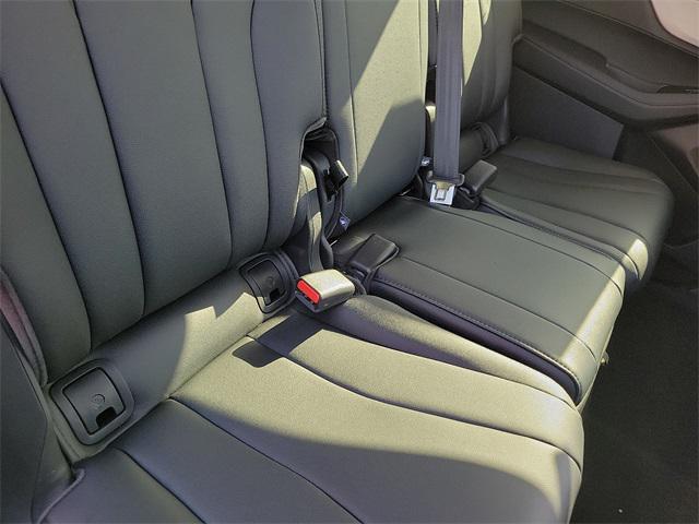 Photo of 2025 Liquid Carbon Metallic Acura MDX