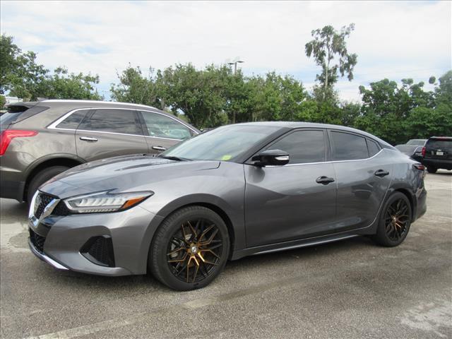 Photo of 2022 Gun Metallic Nissan Maxima