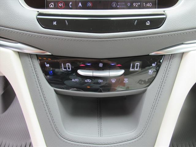 Photo of 2025 White Cadillac XT5